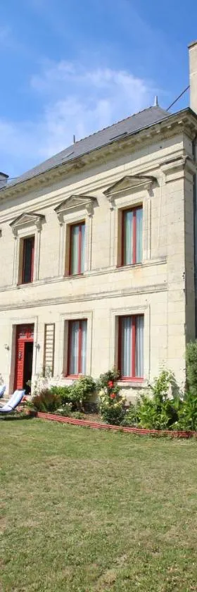 Domaine Des Roses，位于Vaudelnay的酒店