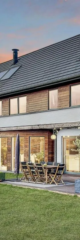 Suite de luxe avec espace salon et balnéo à la campagne，位于Opprebais的酒店