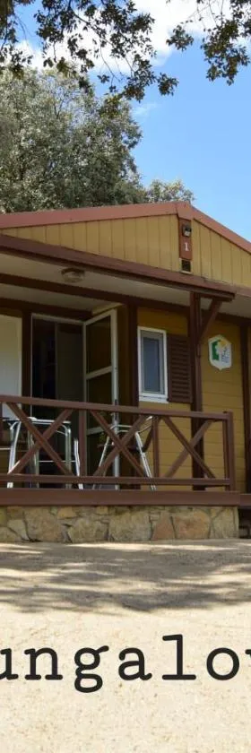 Bungalows, Camping Vega de Francia，位于Sotoserrano的酒店
