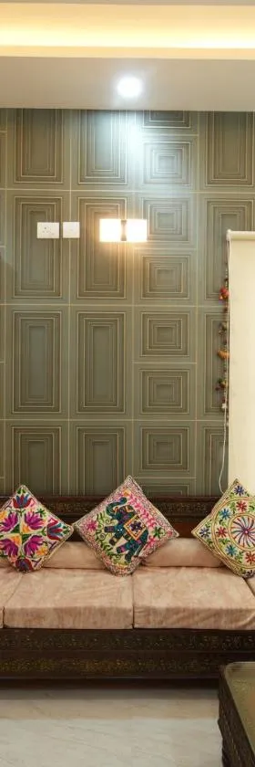 Aayushman Luxury Homes，位于Sarjāpur的酒店