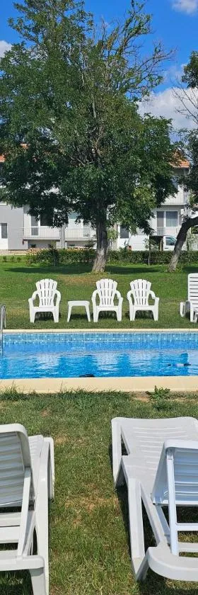 Apartament Divina 2.0，位于Borov Dol的酒店