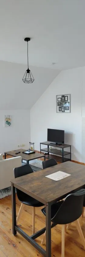 Cosy appartement 2 chambres，位于蓬德拉尔什的酒店