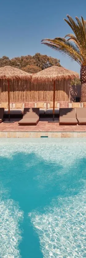 Swell Hotel Byron Bay - Adults Only，位于拜伦湾的酒店