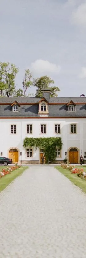 Pałac Pakoszów Schlosshotel Wernersdorf，位于耶莱尼亚古拉的酒店