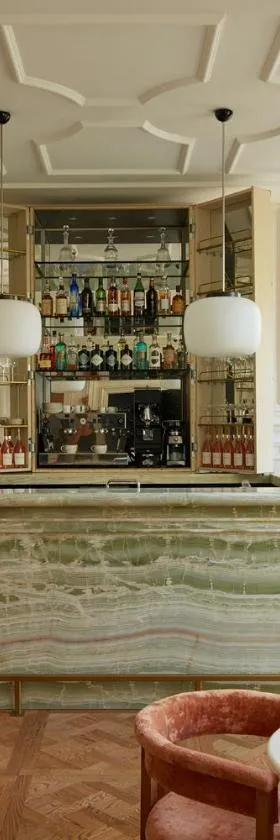 Le 5 Particulier，位于塞纳河畔讷伊的酒店