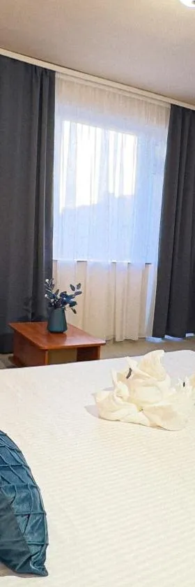 Dezudava Family Hotel，位于桑丹斯基的酒店