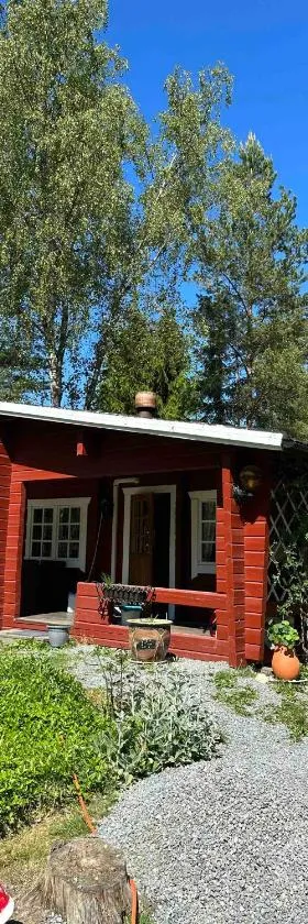 Near Kapellskär Port - A Cosy Cottage in Norrtälje，位于诺尔泰利耶的酒店