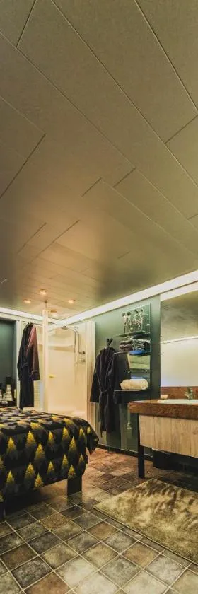 BeautyD GREY ROOM centrum Gullegem，位于韦弗尔海姆的酒店