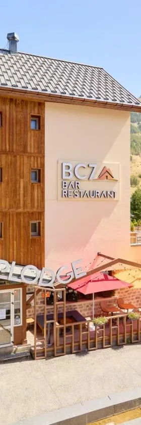 Hotel Base Camp Lodge - Les 2 Alpes，位于莱德萨阿尔卑斯的酒店