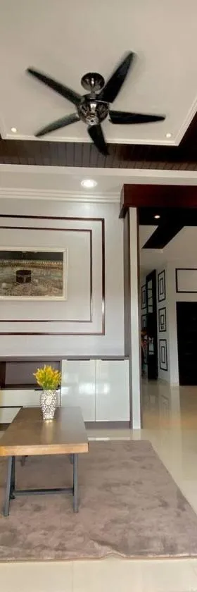 Homestay Wakaf Bharu Tumpat，位于Wakaf Baharu的酒店