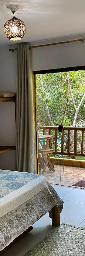 Loft Reserva Sapiranga Praia do Forte Vila Hen 102，位于马塔迪圣若昂的酒店