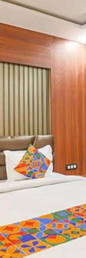 FabHotel The Treenity House，位于阿拉哈巴德的酒店