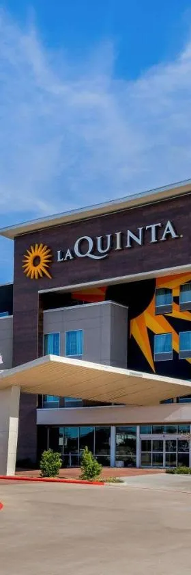 La Quinta by Wyndham Houston Cypress，位于赛普里斯的酒店