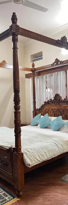 Amayaa Courtyard Homestay，位于哈桑的酒店