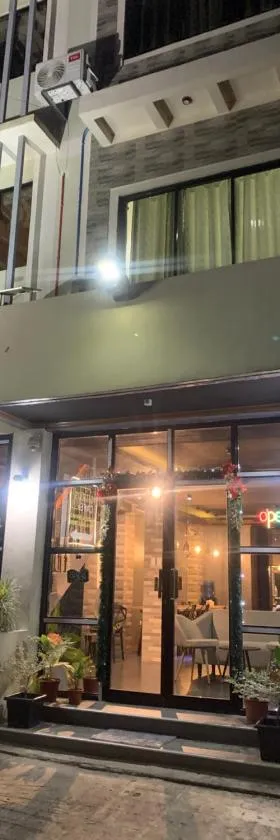 ZL TRAVELERS INN，位于Batuan的酒店