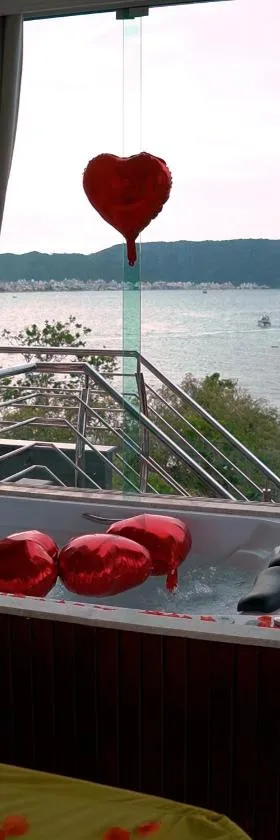 Pousada Mirante do César，位于邦比尼亚斯的酒店