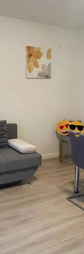 Studio apartman Happiness，位于Ždralovi的酒店