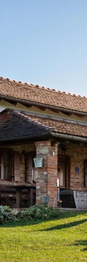 Kuća sreće Veronika，位于新格拉迪什卡的酒店