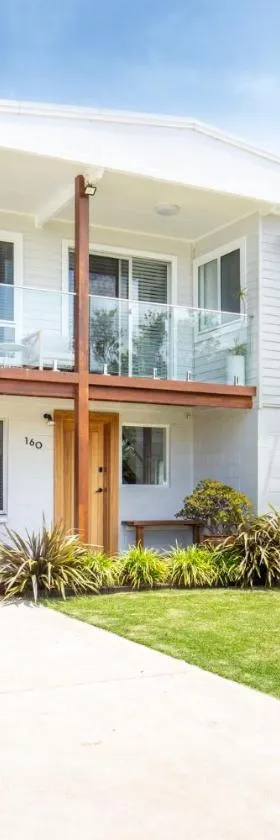 Sunfish Pet Friendly 4 Mins Walk to Beach，位于卡尔布拉海滩的酒店