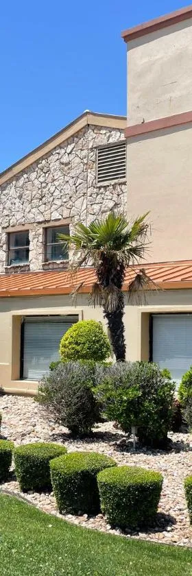 Studio 6 Suites North Richland Hills TX，位于北里奇兰希尔斯的酒店
