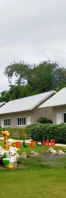 Davy Cottage Phuket，位于Ban Riang的酒店