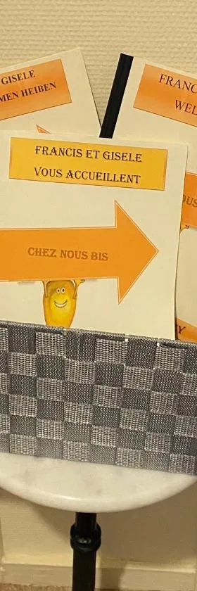 CHEZ NOUS BIS，位于Commercy的酒店