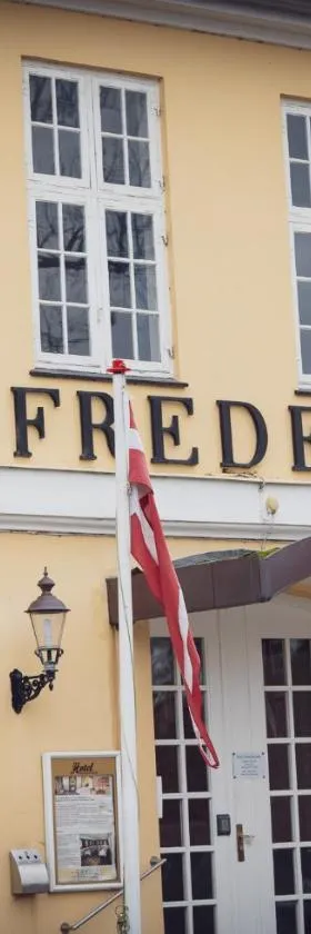 Frederiksværk Hotel，位于弗雷德里克斯伐克的酒店