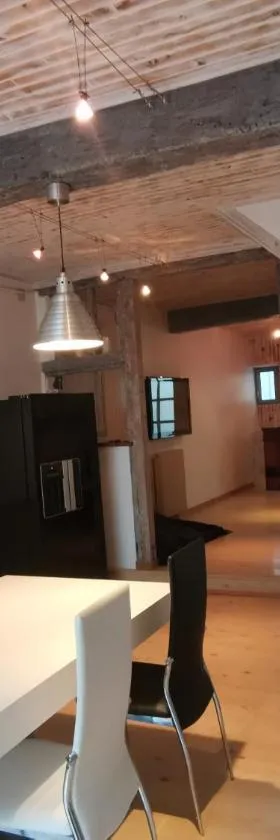 Maison centre ville，位于内拉克的酒店