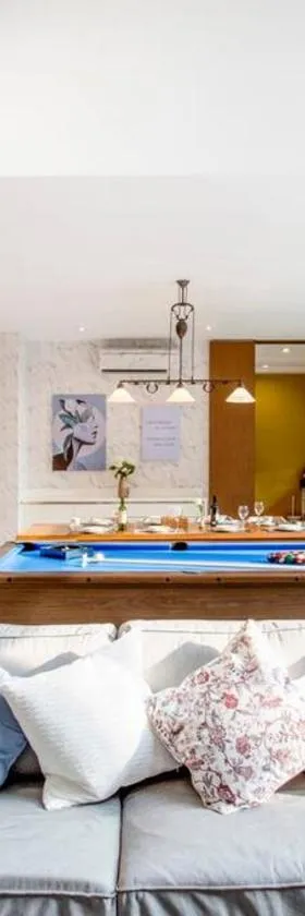 Bangkok Luxury Pool Villa Thonglor，位于占那县的酒店
