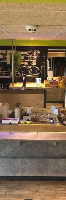 阿尔比泰尔萨克宜必思酒店，位于泰尔萨克的酒店