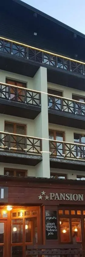 Pansion Čarolija Vlašić，位于Šišava的酒店