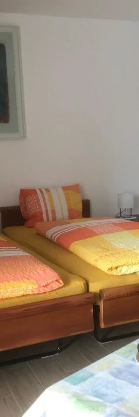 B&B Alpina，位于乐普斯的酒店