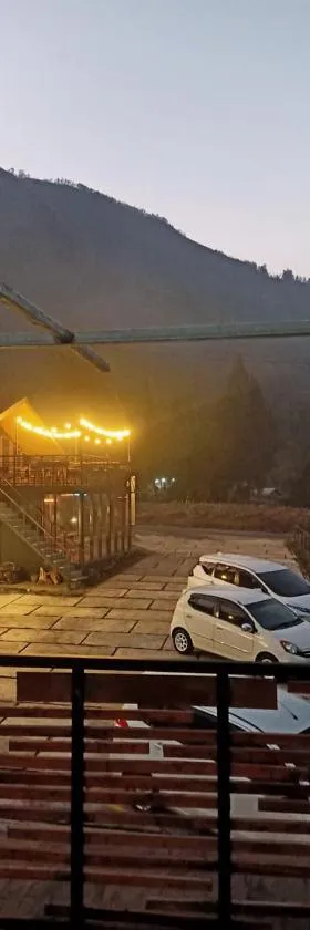 Istana Bromo Resort，位于布罗莫的酒店