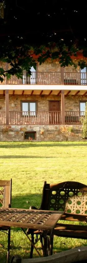 Alojamiento en entorno rural Los Trobos，位于Villar de Otero的酒店
