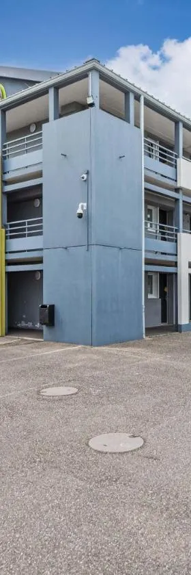 B&B HOTEL STRASBOURG Nord Industrie，位于旺登海姆的酒店