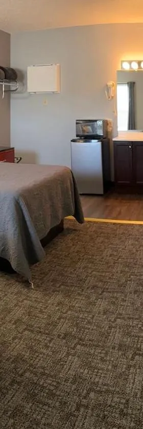 Pelican Motel，位于Pelican Rapids的酒店
