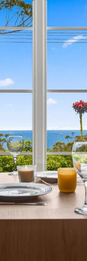 Romantic Ocean View Studio at Stanwell Tops，位于斯坦威尔公园的酒店