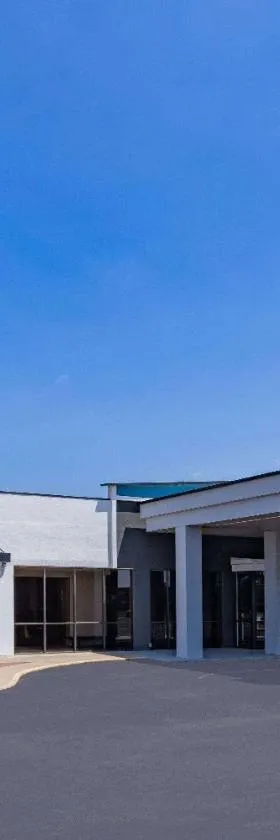 Wingate by Wyndham Wichita Airport，位于威奇托的酒店
