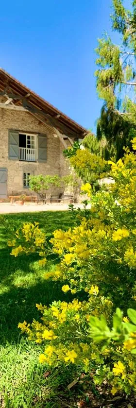 Le Poutic gîte et maison d'hôtes，位于Créon-dʼArmagnac的酒店