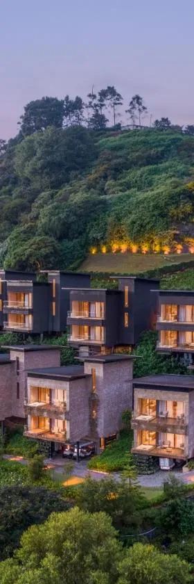 The Golden Ridge Hotel，位于努沃勒埃利耶的酒店