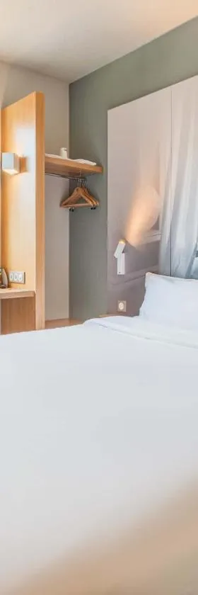 B&B HOTEL Mulhouse Ile Napoléon，位于伊尔扎克的酒店