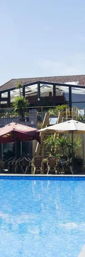 Hotel Pacific，位于Weelde的酒店