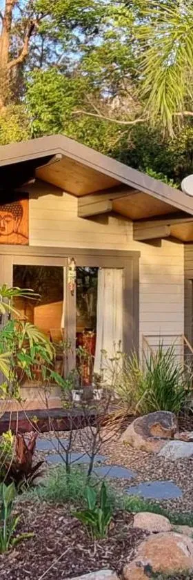 Healing Garden Bed & Breakfast - Ubud，位于黄金海岸的酒店