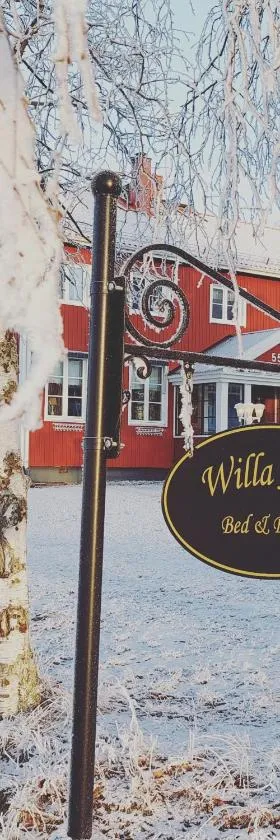 Bed & Breakfast Willa Armas，位于上托尔内奥的酒店