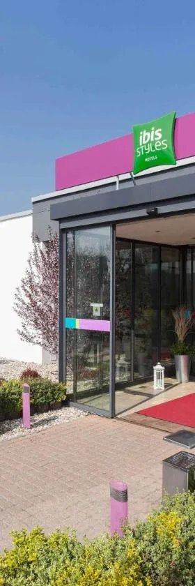 莱比锡斯达尔丝宜必思酒店，位于拉德菲尔德的酒店
