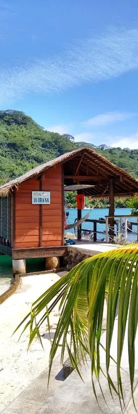 TAHAA - Fare Motoi，位于Tiva的酒店
