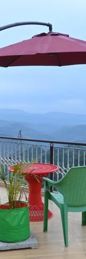 Om Niwas Homestay，位于西姆拉的酒店