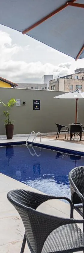 Hotel Eldorado Flat，位于孔塔任的酒店