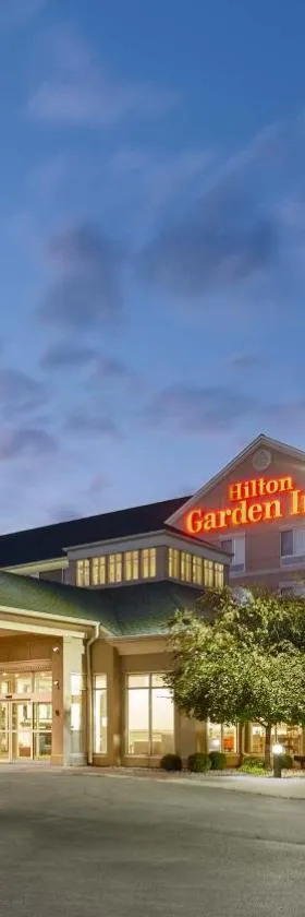 梅里尔维尔希尔顿花园旅馆，位于梅里尔维尔的酒店