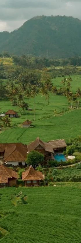 Kubu Sakian Villa and Restaurant Sidemen，位于Silebeng的酒店